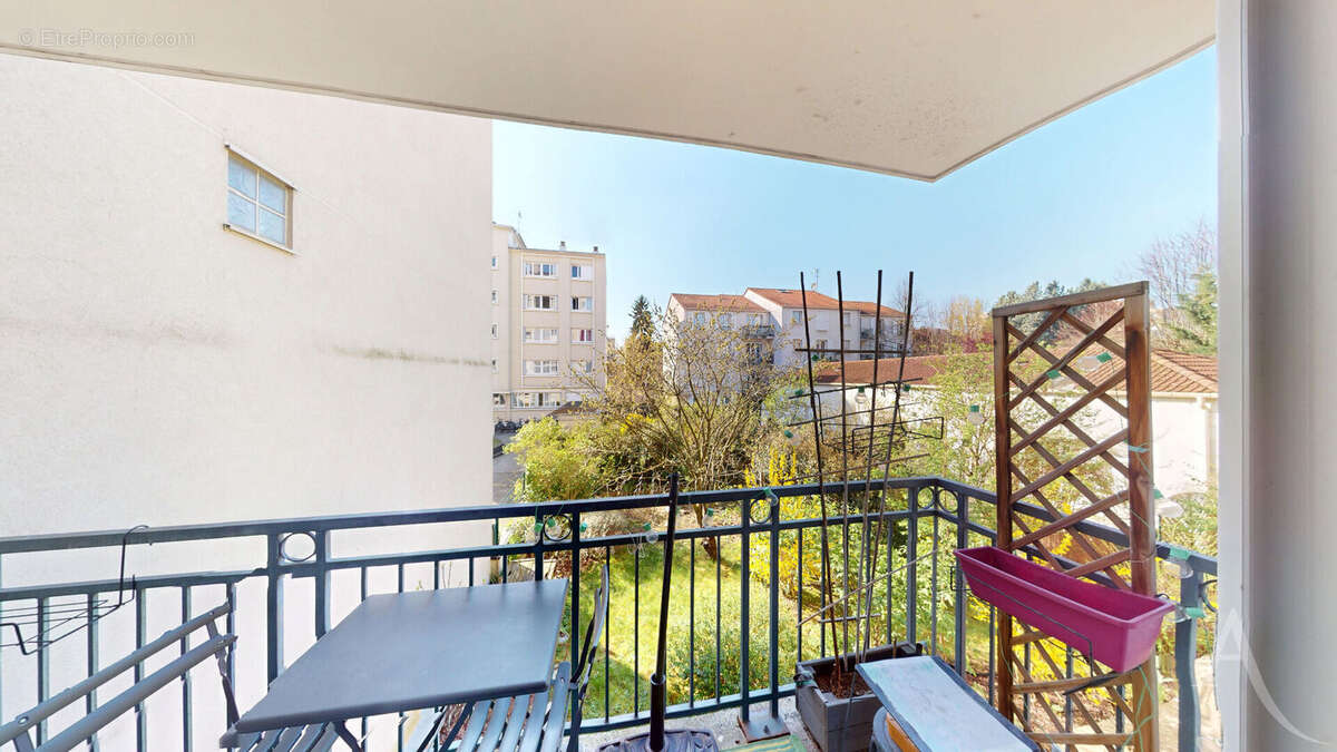 Appartement à MONTREUIL