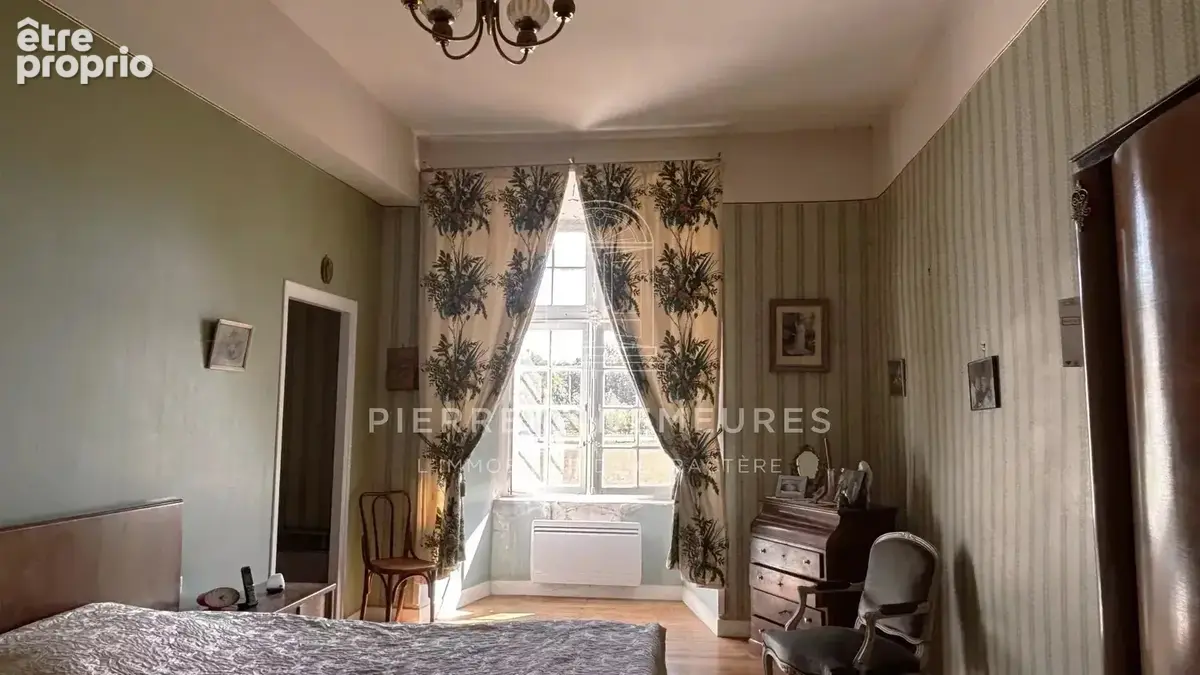 Manoir avec prairie  en bordure de riviere - photo 12