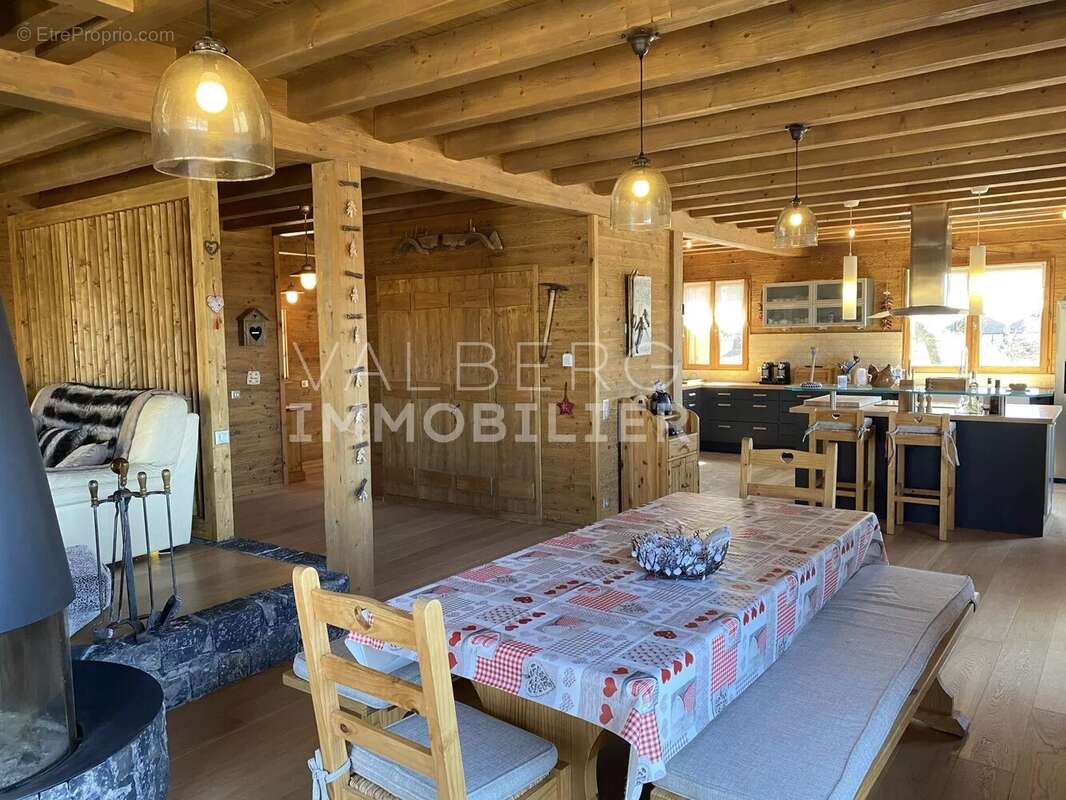 Chalet haut de gamme - 241 m² habitable - photo 8
