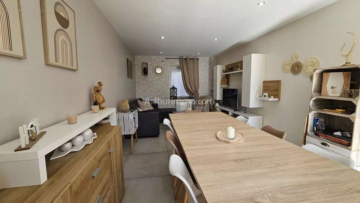 Maison à CREYS-MEPIEU