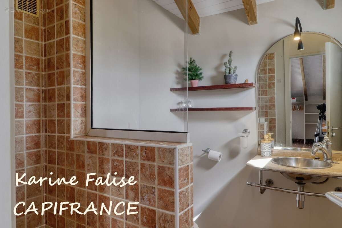 Villa d'architecte T5 avec studio indépendant, piscine et vue mer exceptionnelle - photo 15