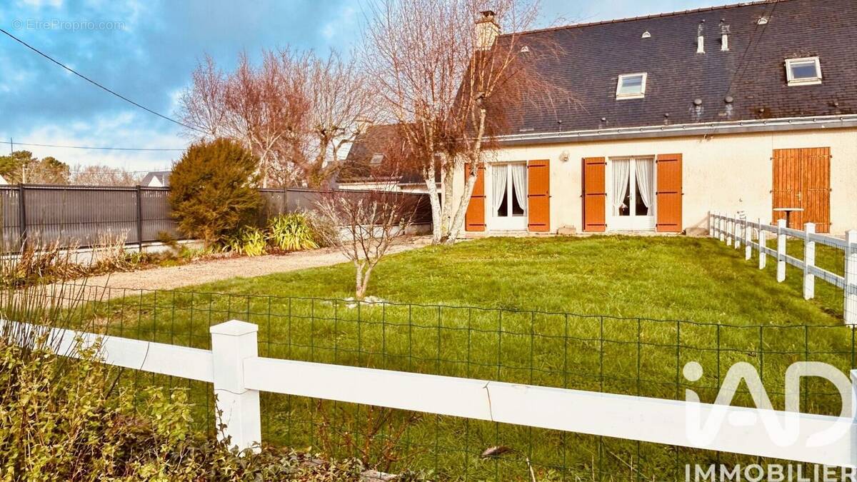 Photo 1 - Maison à LE TOUR-DU-PARC