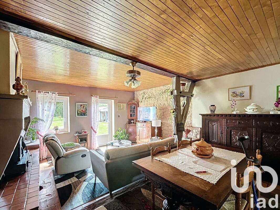 Photo 4 - Maison à VILLEFRANCHE-DE-LONCHAT