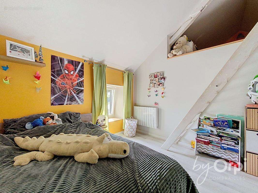 Maison à SAINT-ELOY-LES-MINES