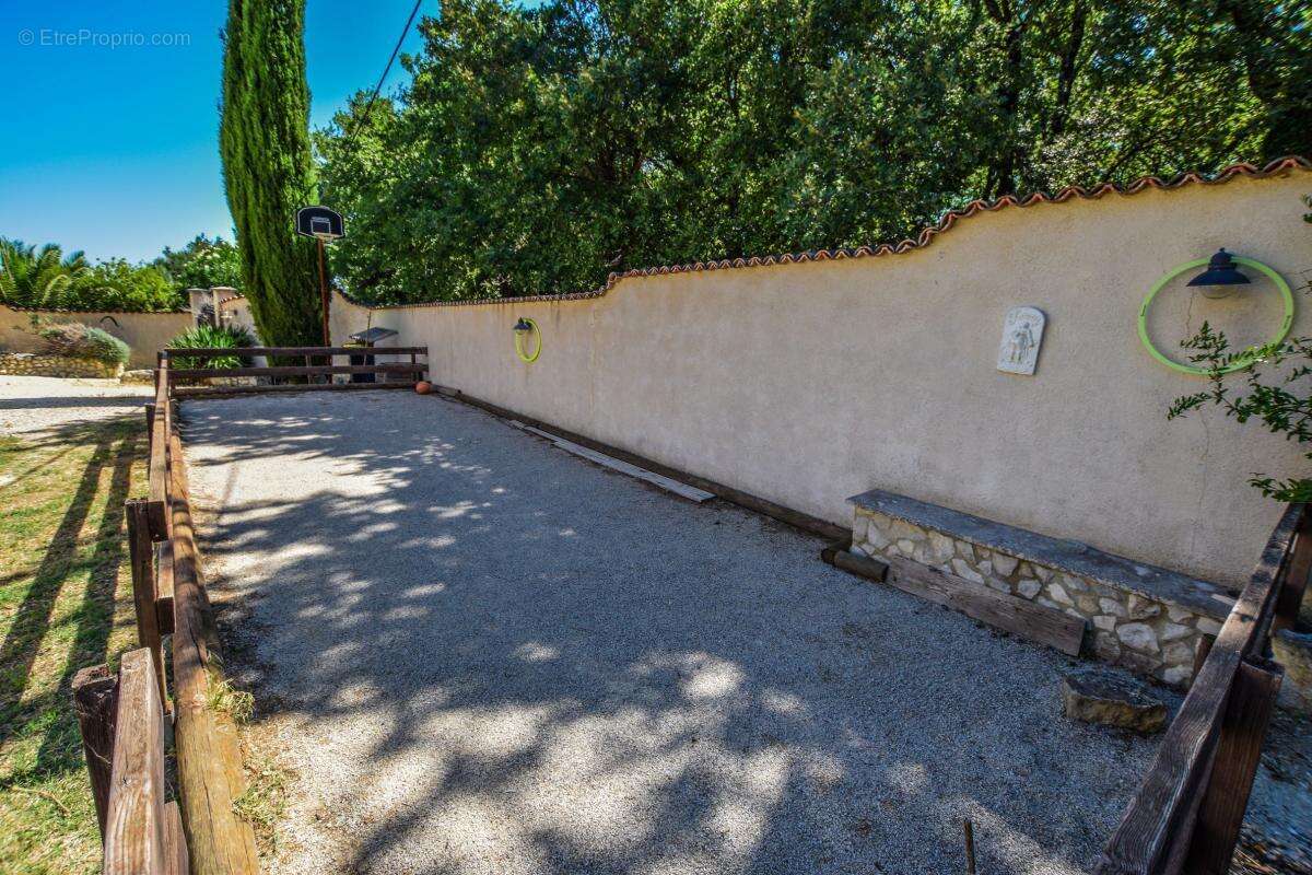 Maison à ROCHEFORT-DU-GARD