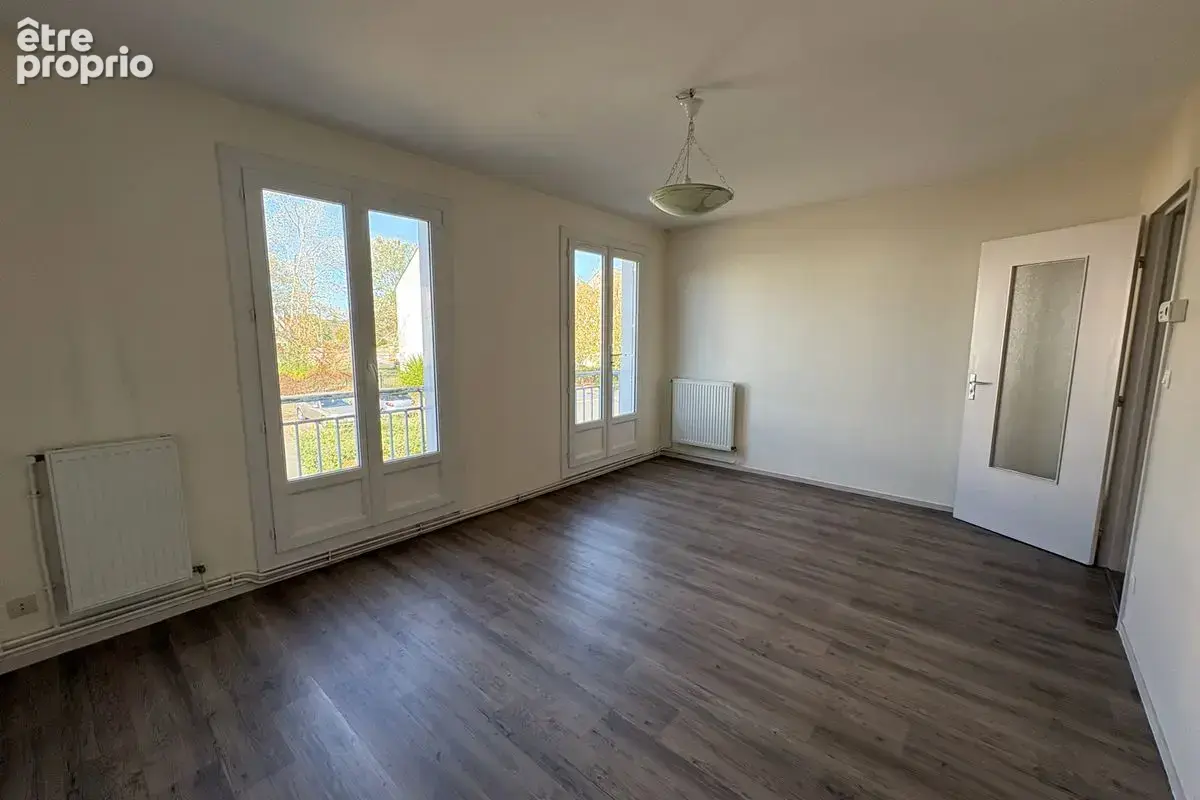 L'Ile Bouchard - appartement T3 - photo 2