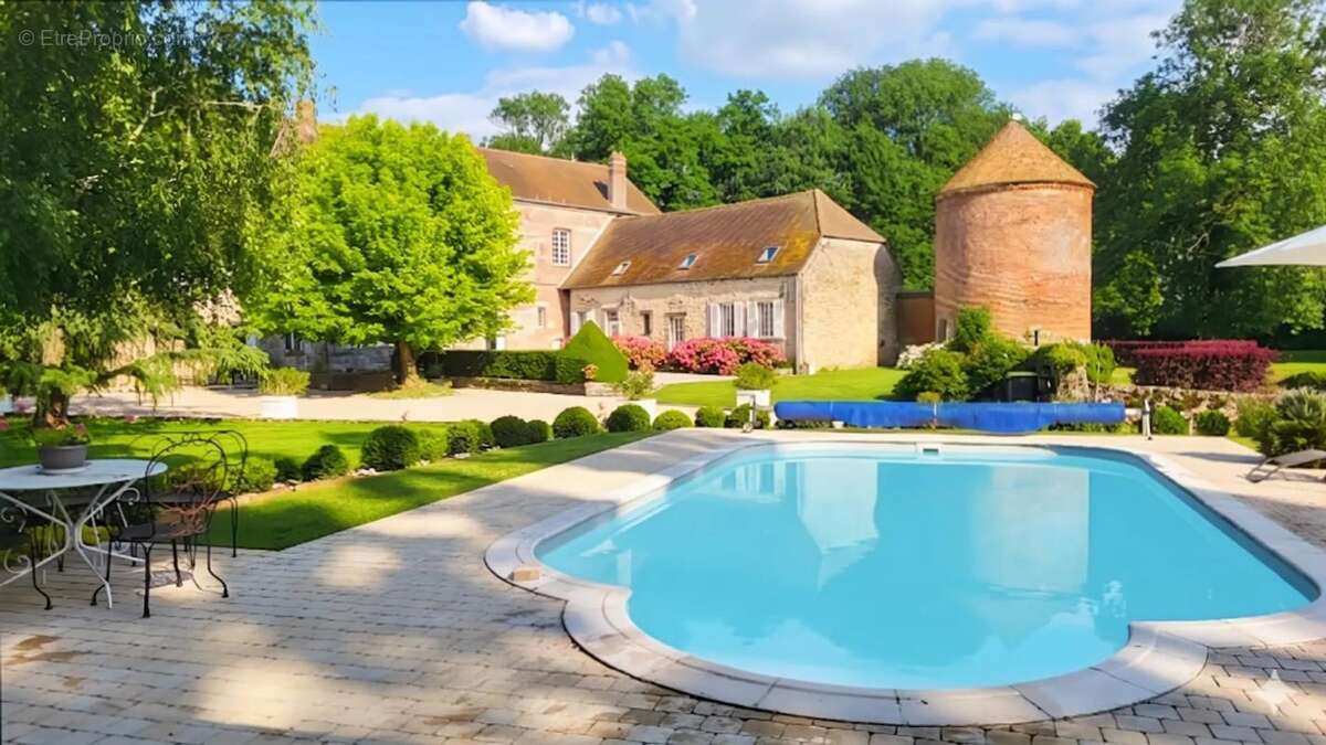 Maison à MORMANT