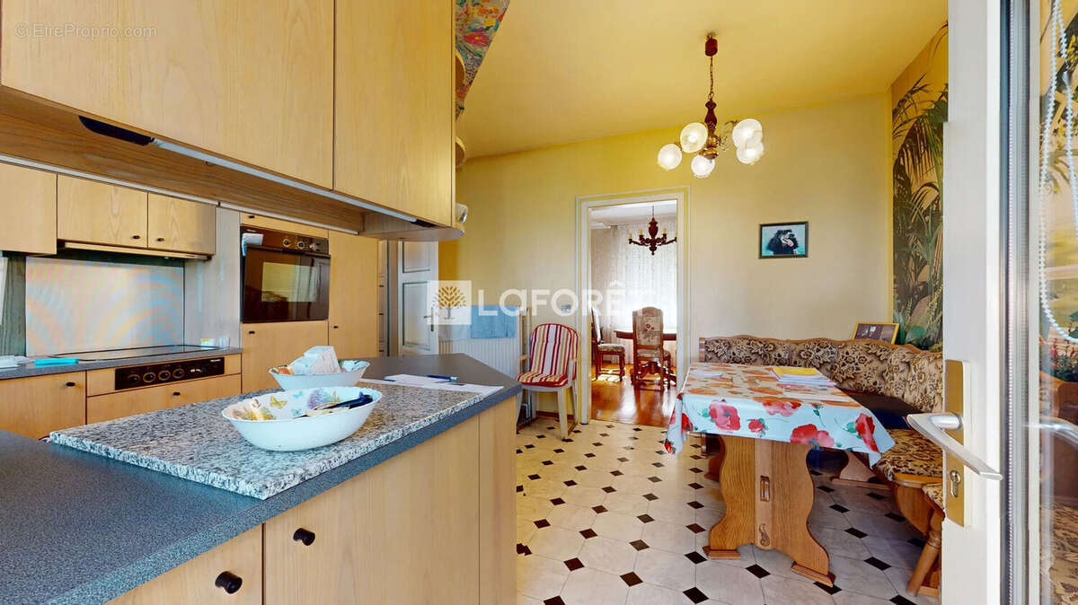 Maison pleine de charme à Schiltigheim, (env. 120 m² au sol) sur 3,71 ares - photo 7