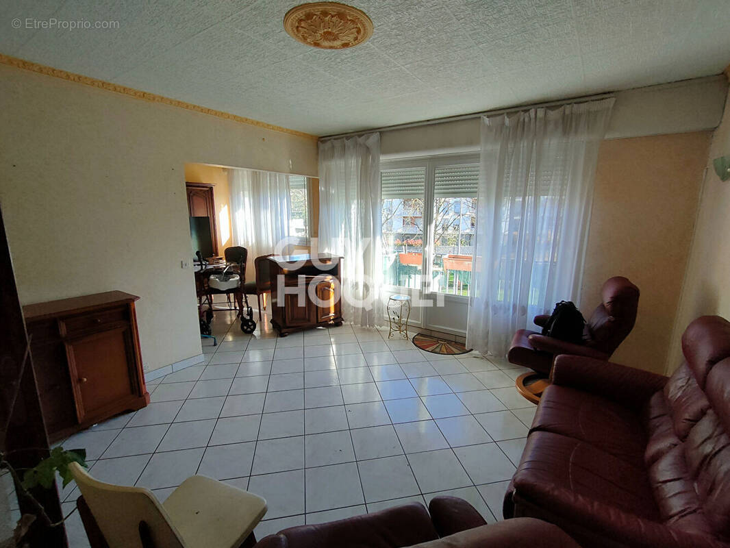 Appartement à AUBERGENVILLE