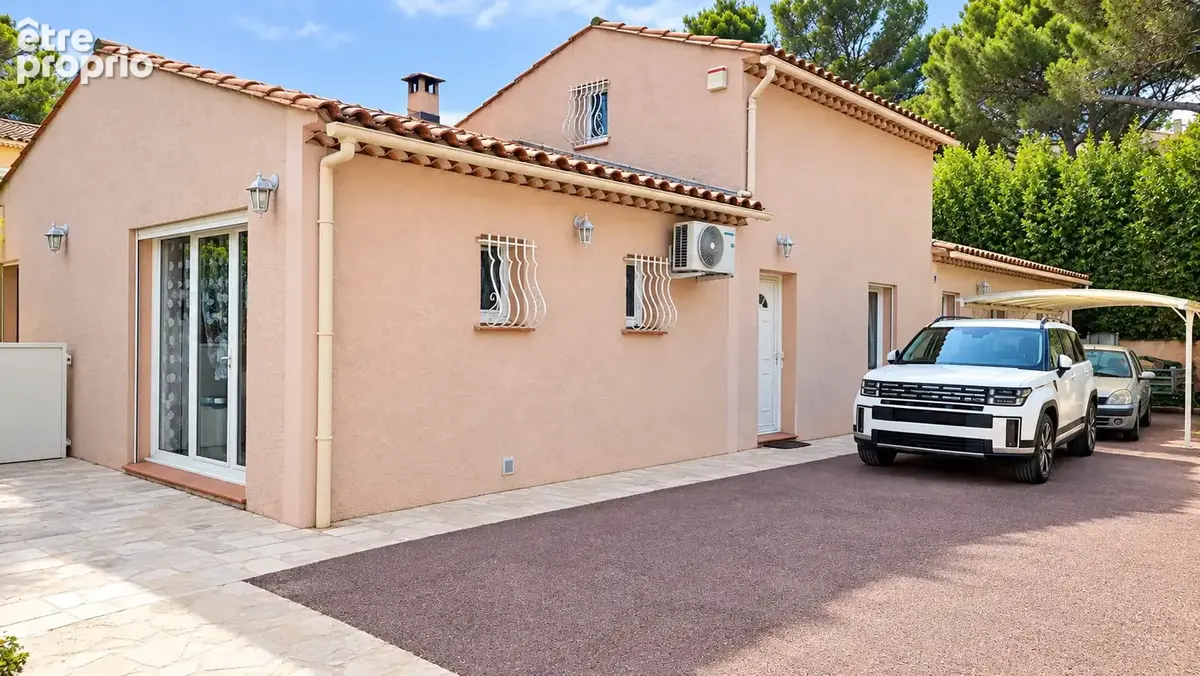 MAISON 170 m2 -  Piscine et Double Garage sur 1042 m2 de terrain - photo 26