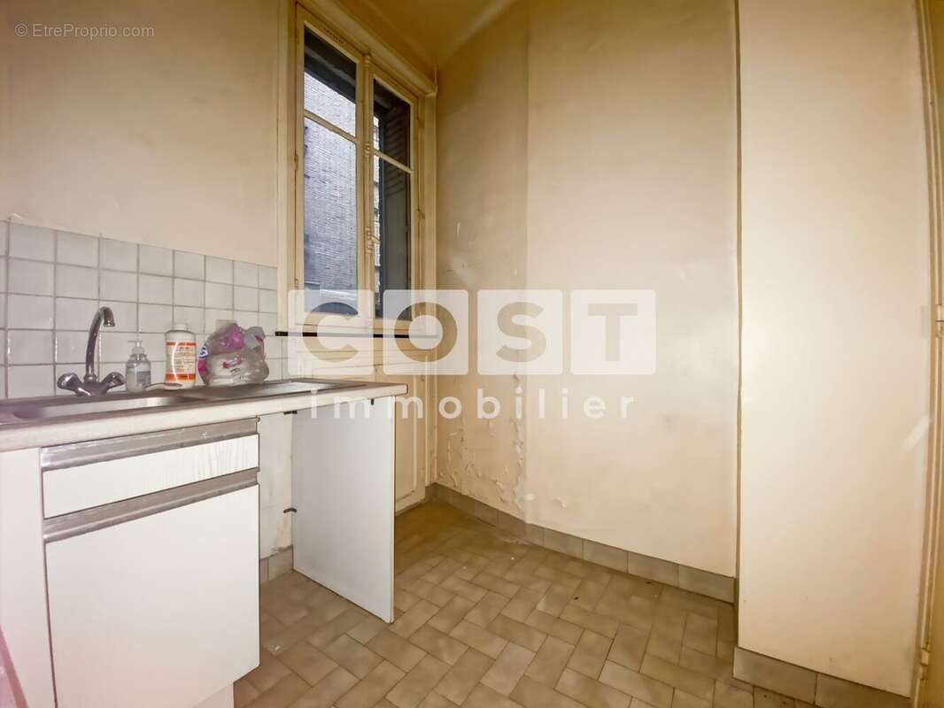 Commerce à ASNIERES-SUR-SEINE