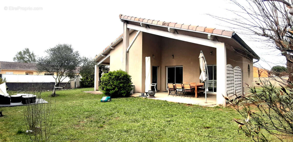 Maison à PORTES-LES-VALENCE