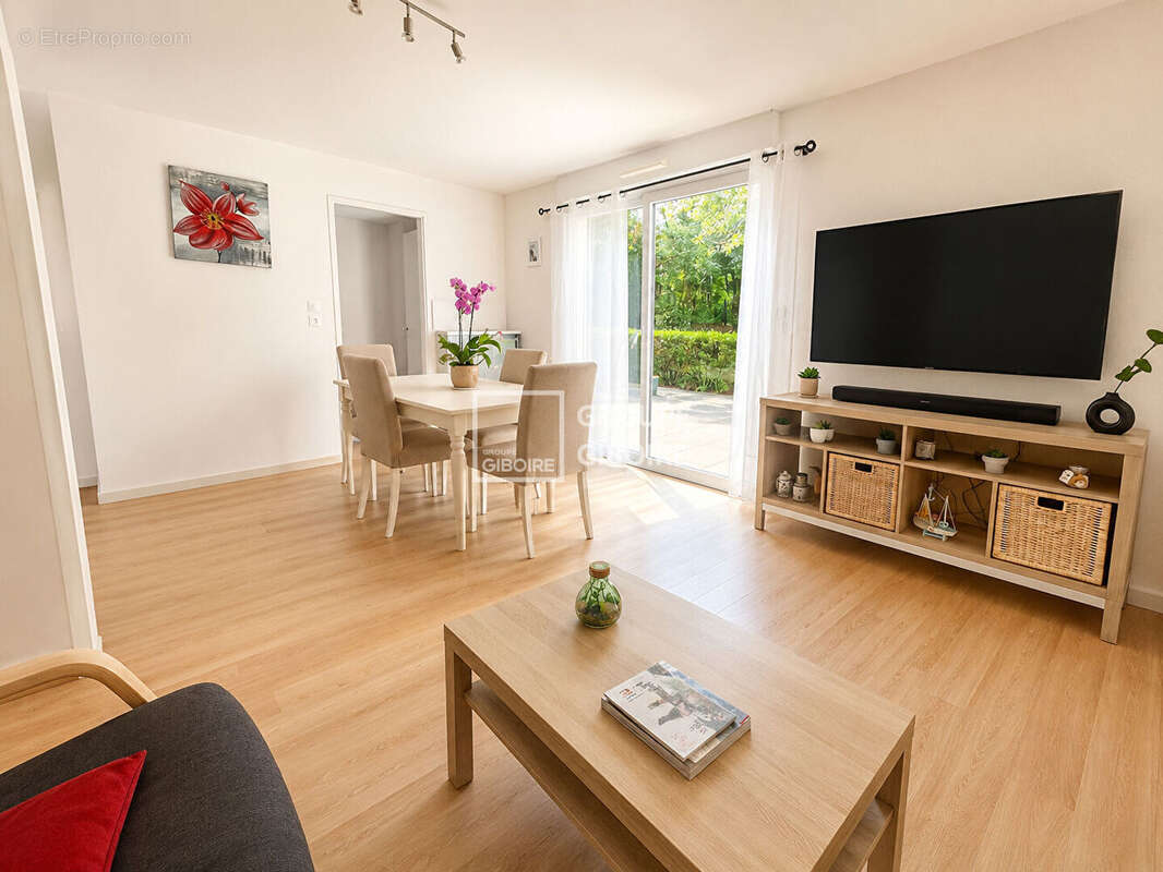 A VENDRE - AGENCE GIBOIRE - Appartement Pace 3 pièce(s) 66.82 m2 - photo 2