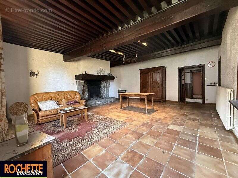 Maison à MACHEZAL