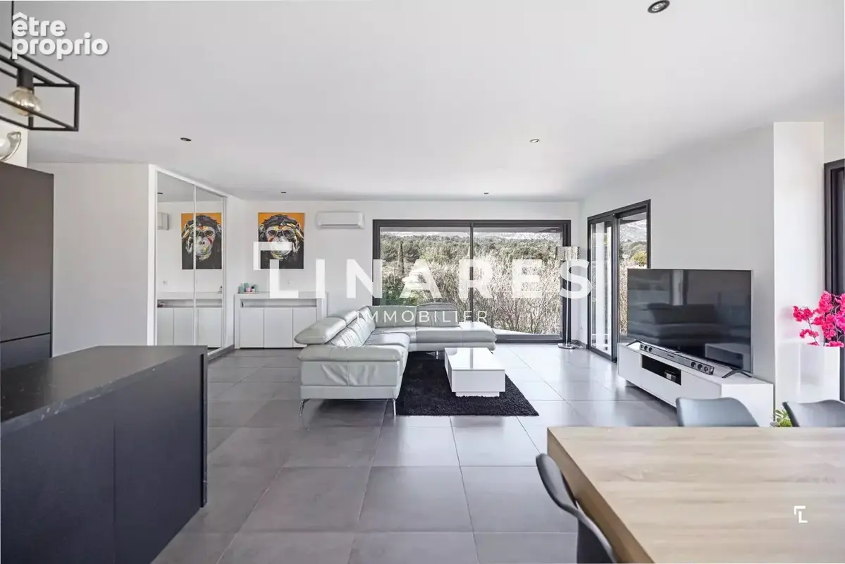 LA VERDOYANTE - Villa T5 de 180m² -  Piscine - Garage de 33m² - Terrain 1280m² - 13011 EOURES - photo 10