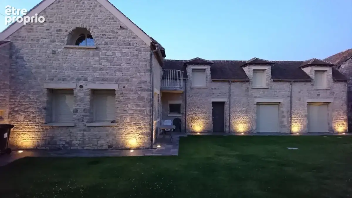 Maison en pierre 5 pièces, double garage, dépendance et jardin - photo 18