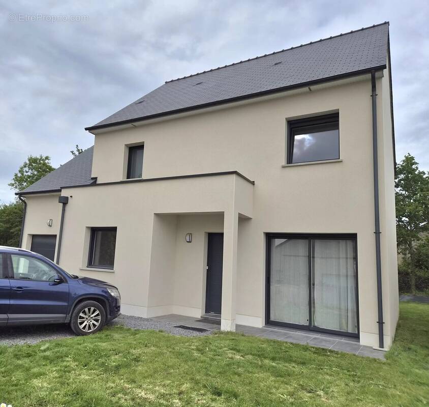 Maison à CHANGE