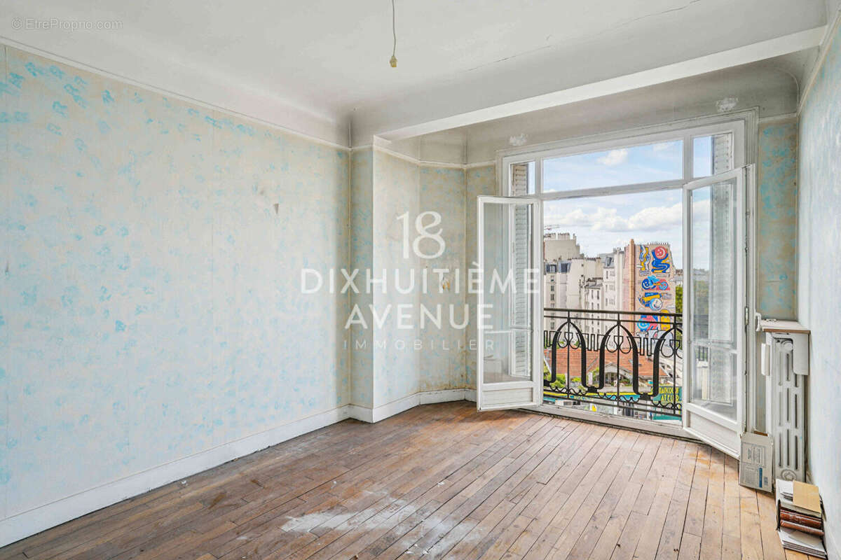 Appartement à PARIS-18E