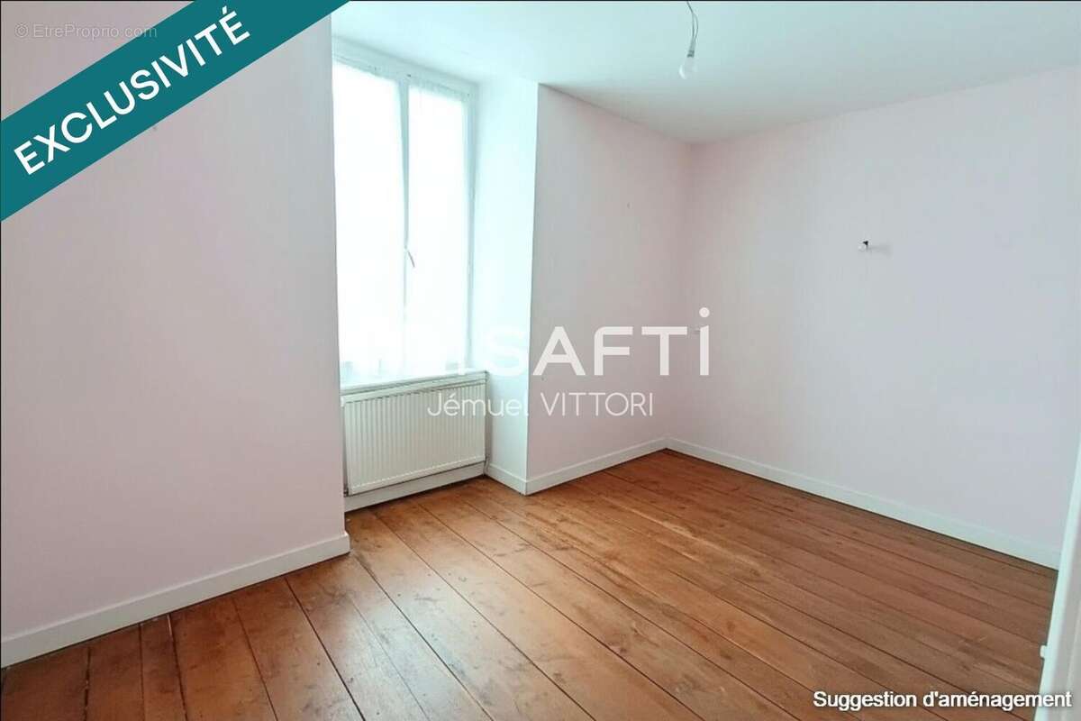 Maison 140 m² à Ernee  - photo 8