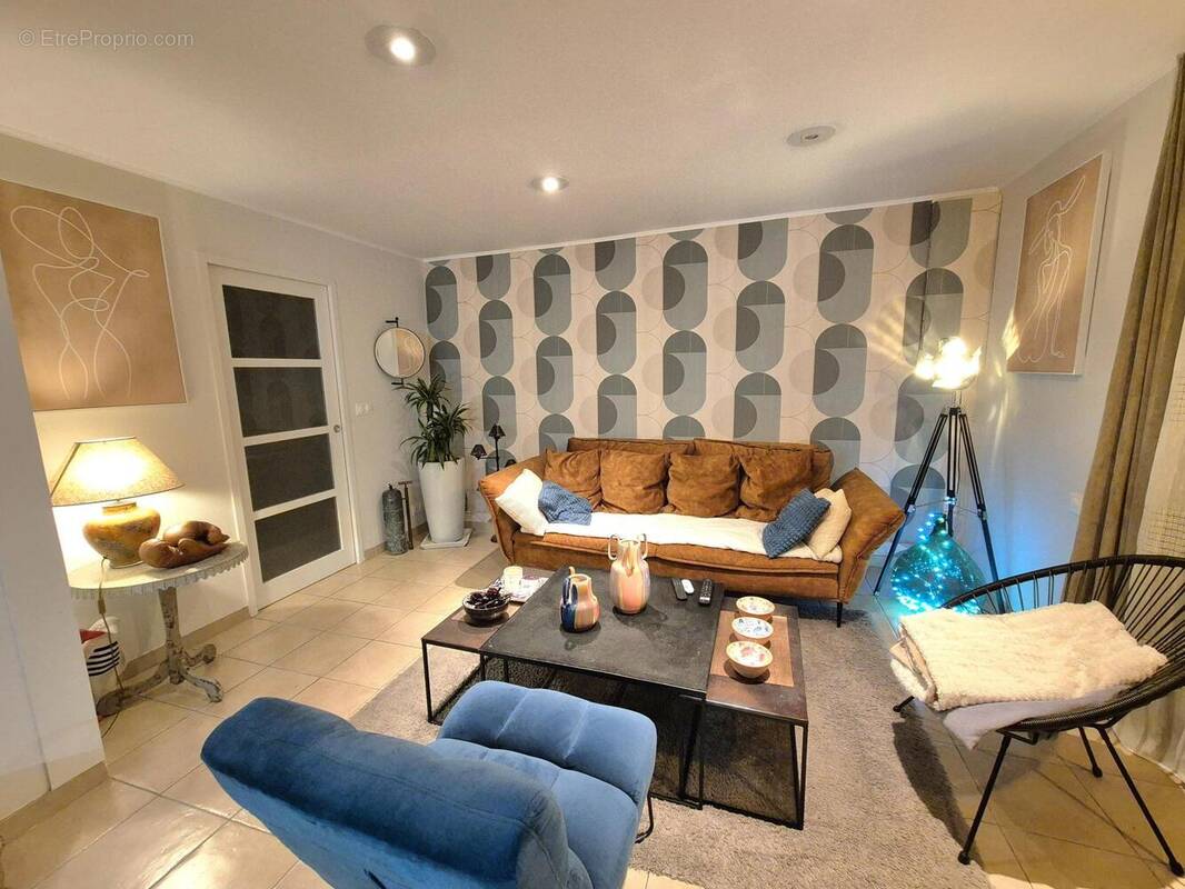 Photo 1 - Maison à LANDIVISIAU