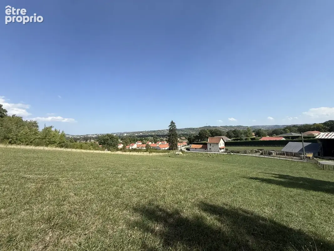 Terrain à BELLERIVE-SUR-ALLIER