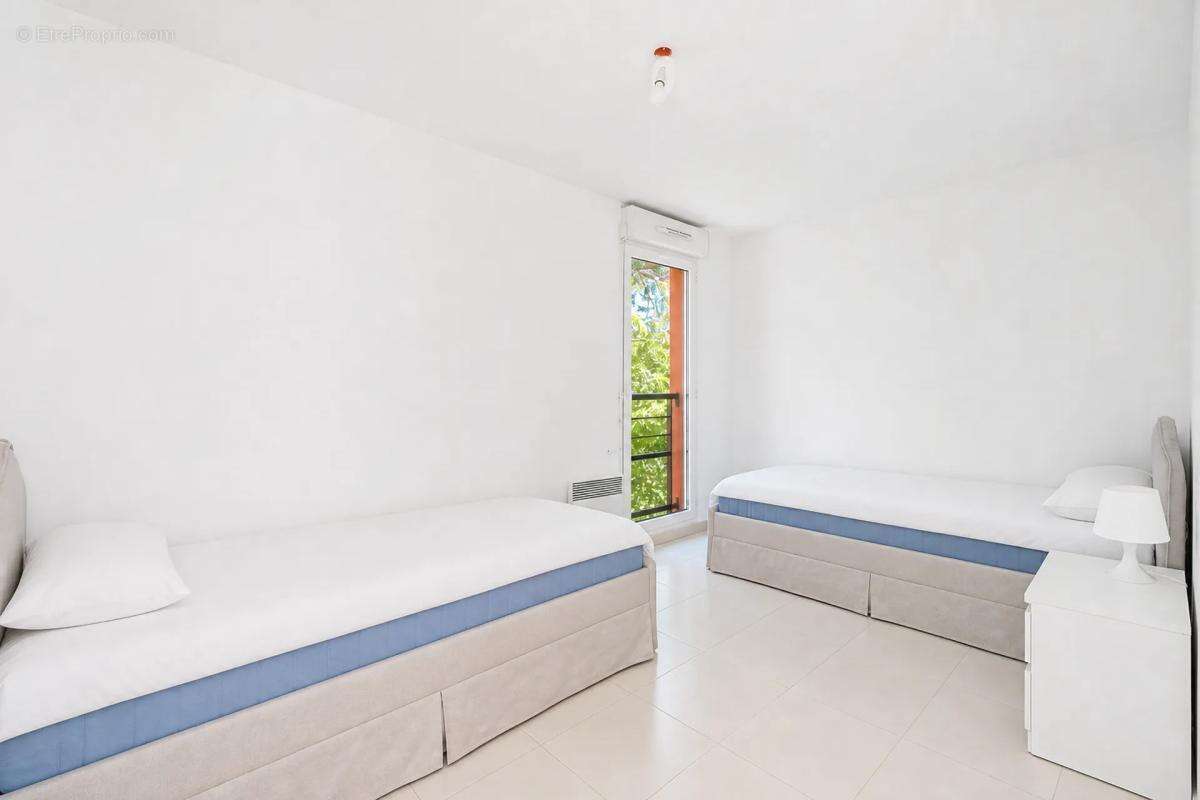 Appartement à MANDELIEU-LA-NAPOULE