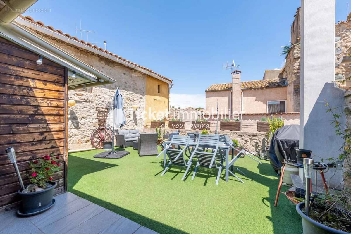 Maison à BIZE-MINERVOIS