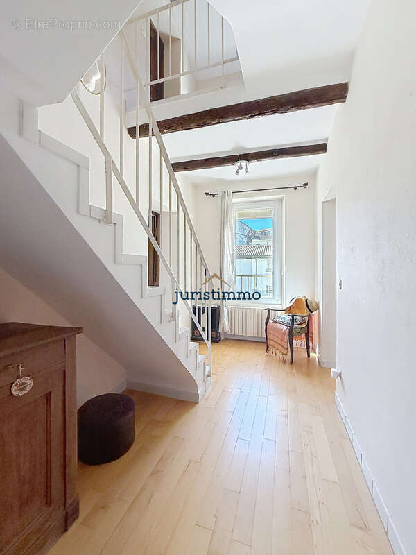 Maison à VAISON-LA-ROMAINE