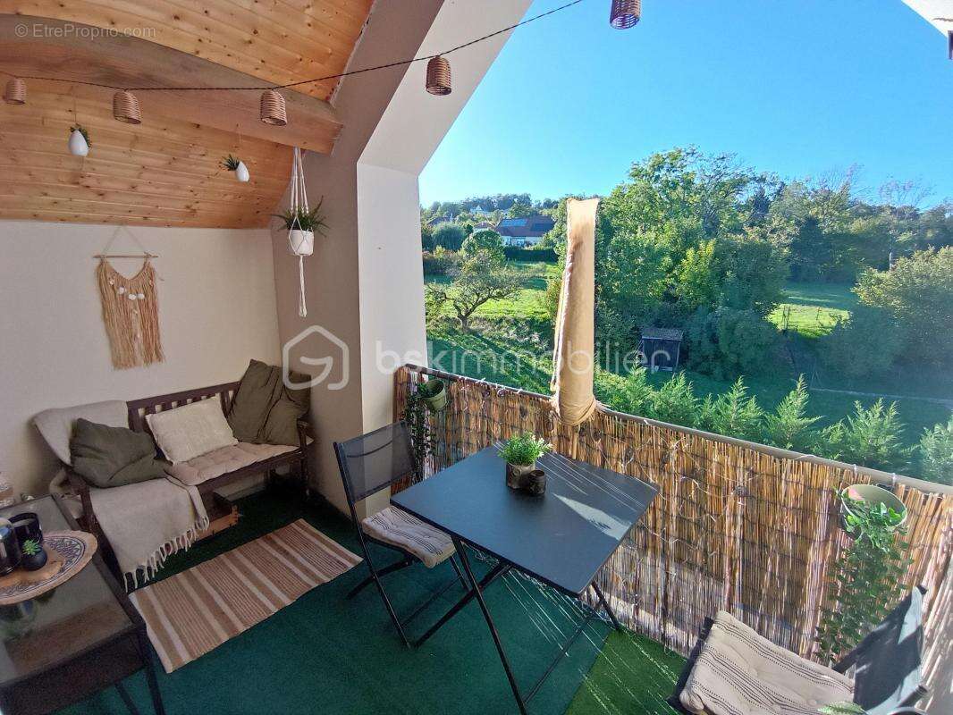 Superbe  appart. t3 de charme dans maison en dern.  etage avec terrasse couverte, vue verdoy - photo 5