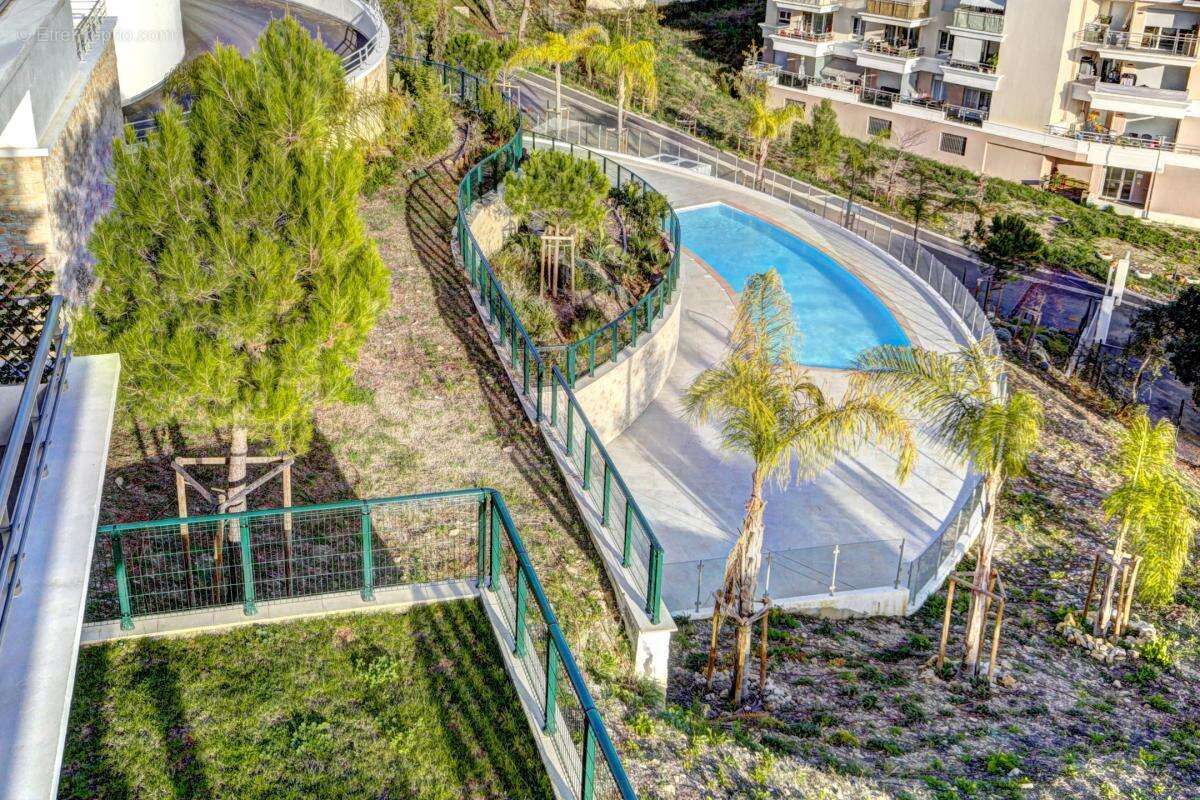 Appartement à LE CANNET