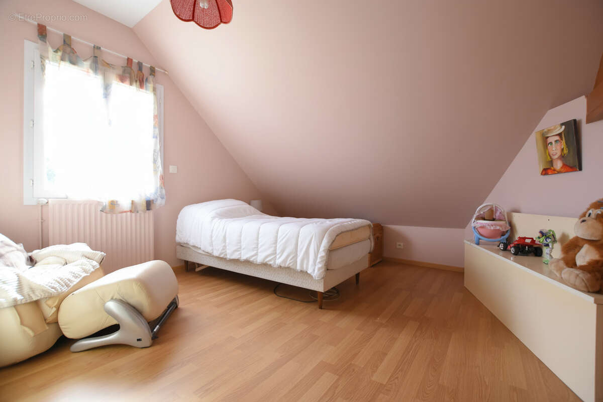 Maison à LEVIS-SAINT-NOM