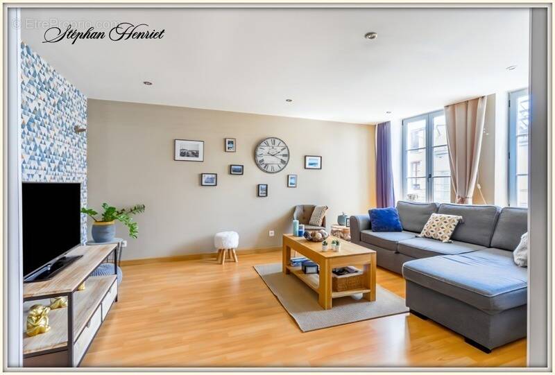 Appartement à VOUZIERS