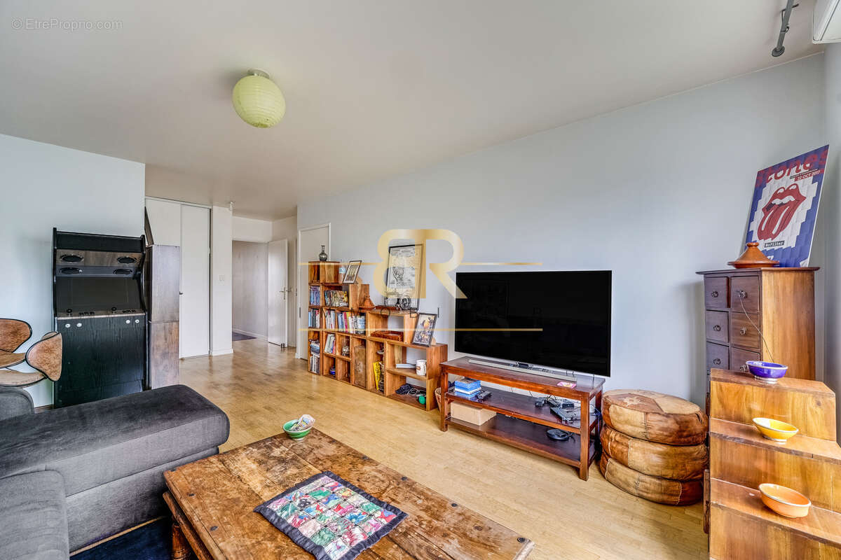 Appartement à AUBERVILLIERS