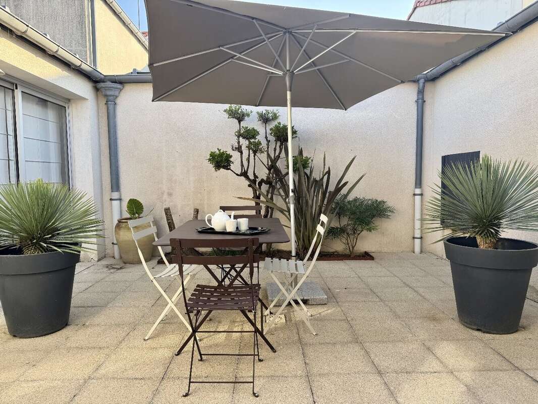 Maison à MONTAIGU