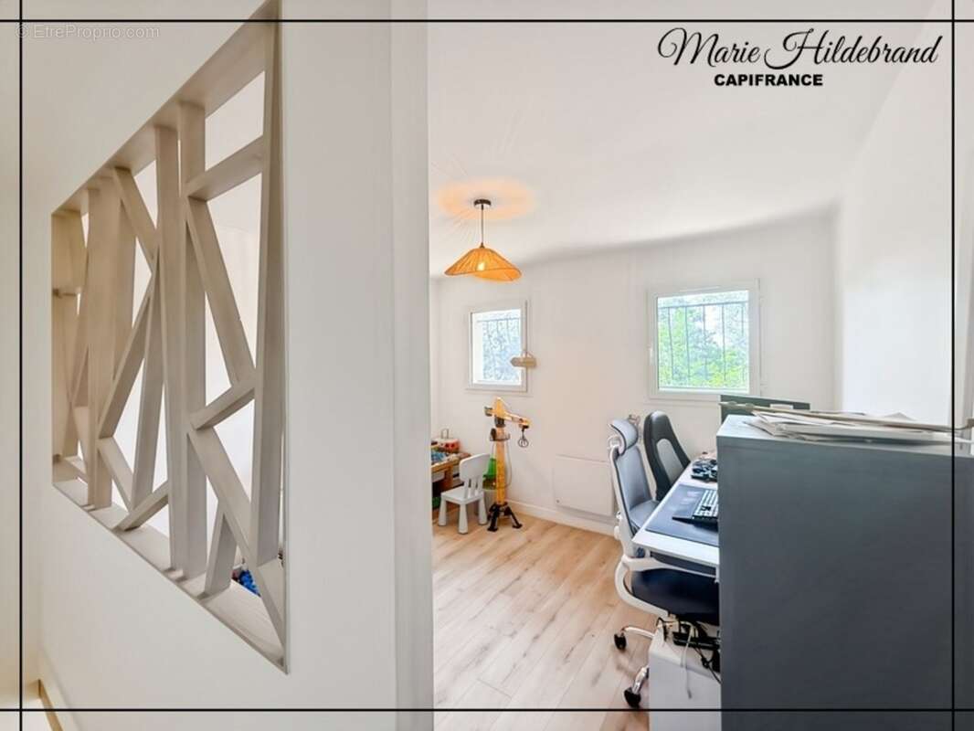 Ensemble de 2 Maisons - 8 pièces - 1hectare de terrain - à 5mn de Valence - photo 11