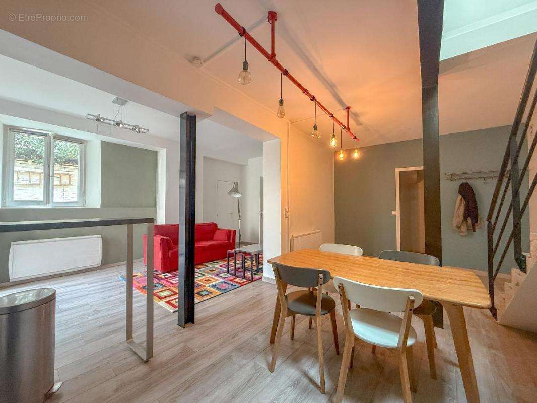 Maison à NANTERRE
