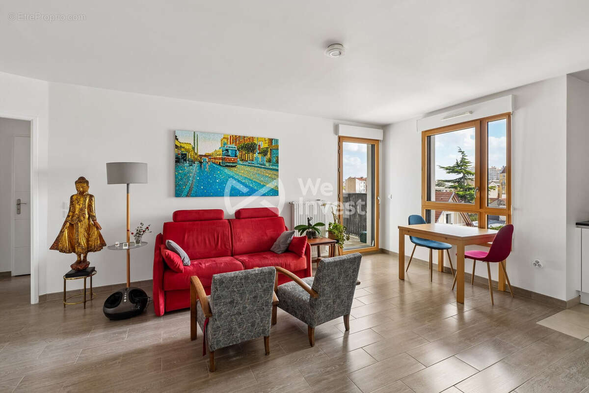 Appartement à COLOMBES