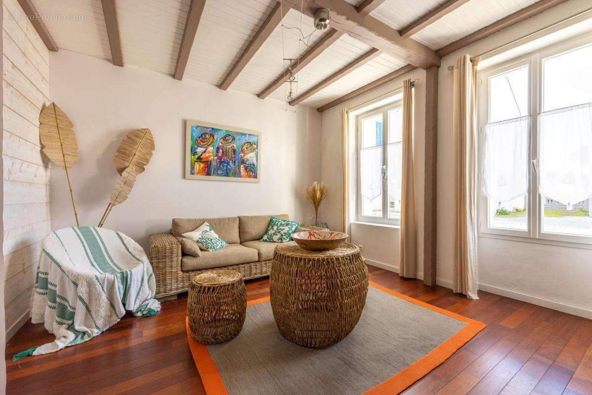 Maison à L&#039;EPINE