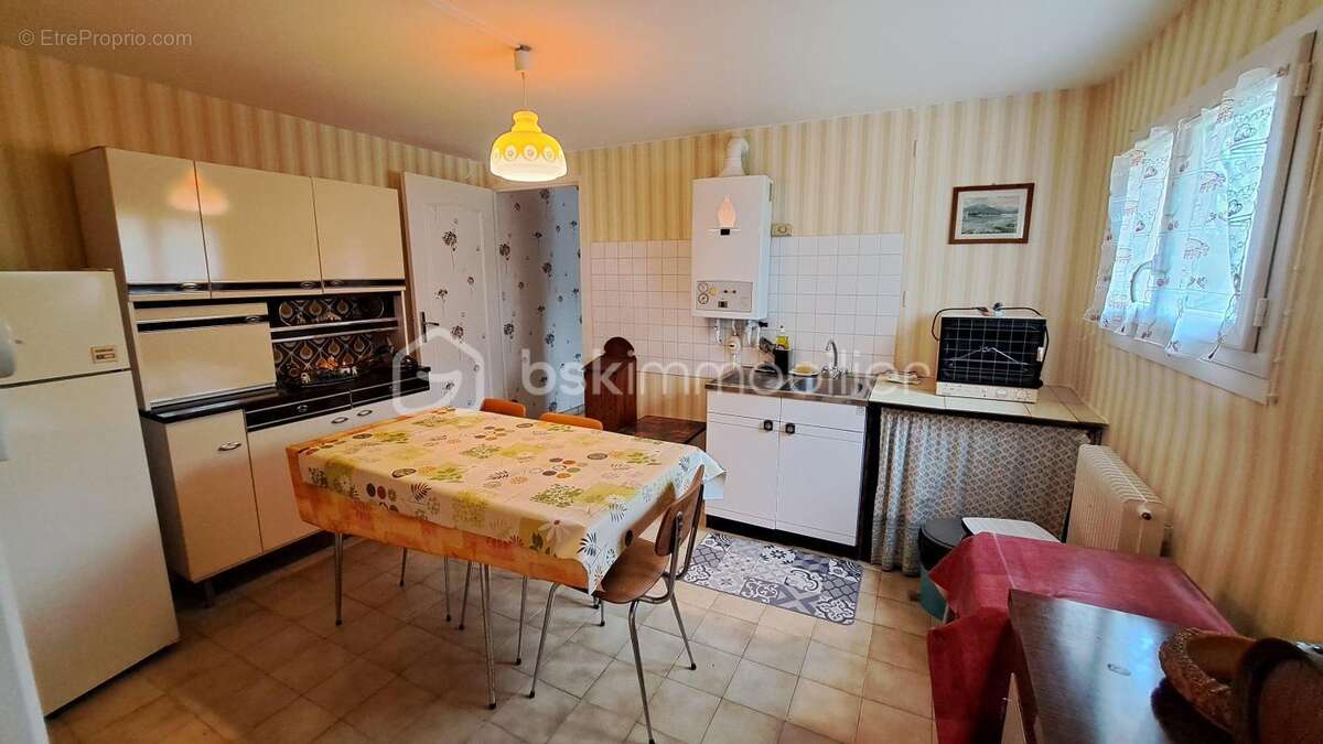 Maison à VERTEILLAC
