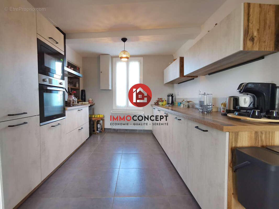 Maison 110 m² à Chusclan  - photo 5