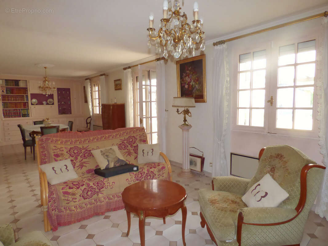 Maison à CARRIERES-SUR-SEINE