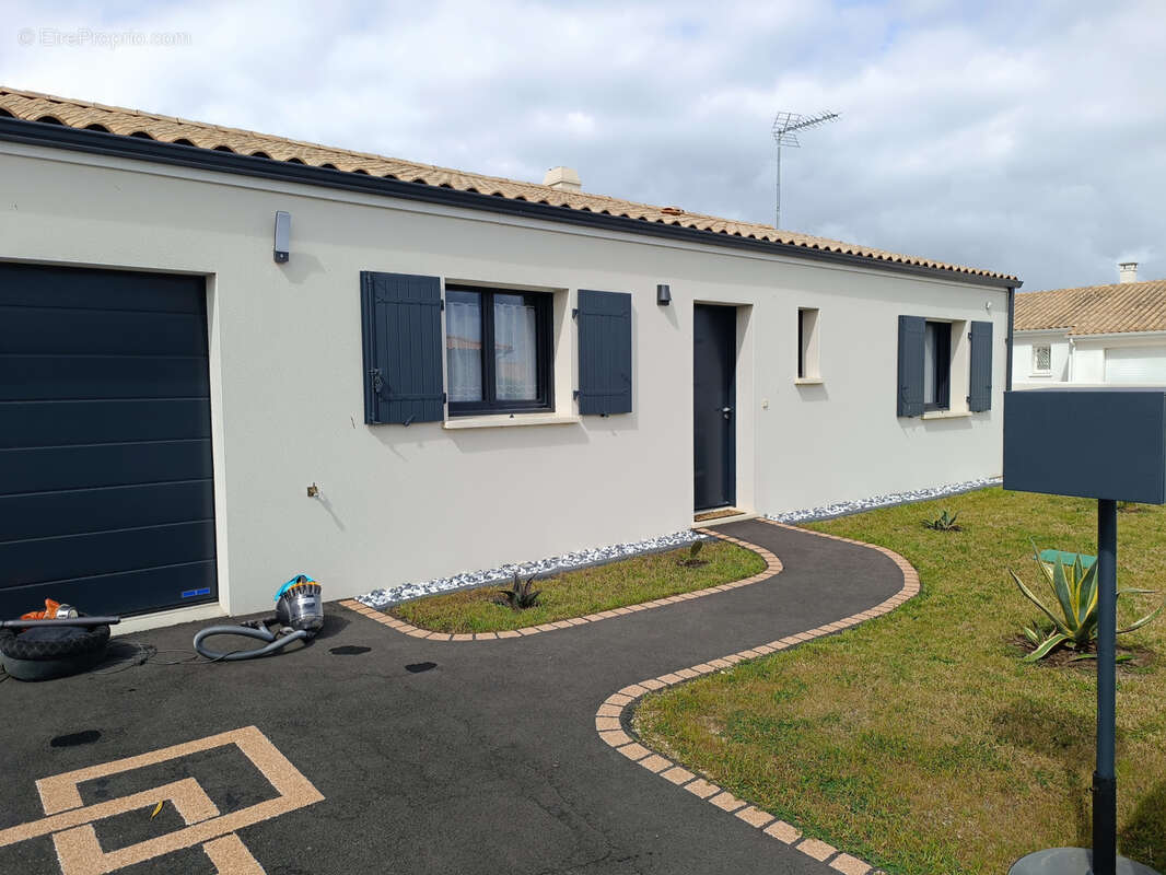 Maison à SAINT-SULPICE-DE-ROYAN