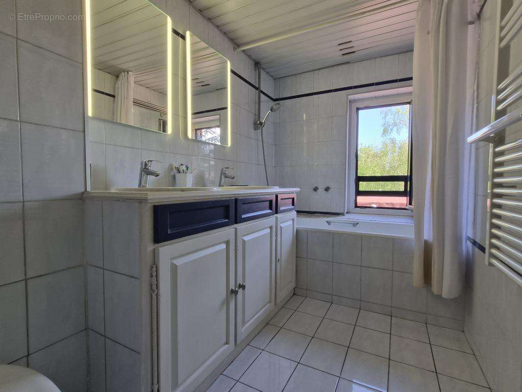 Maison à CERGY