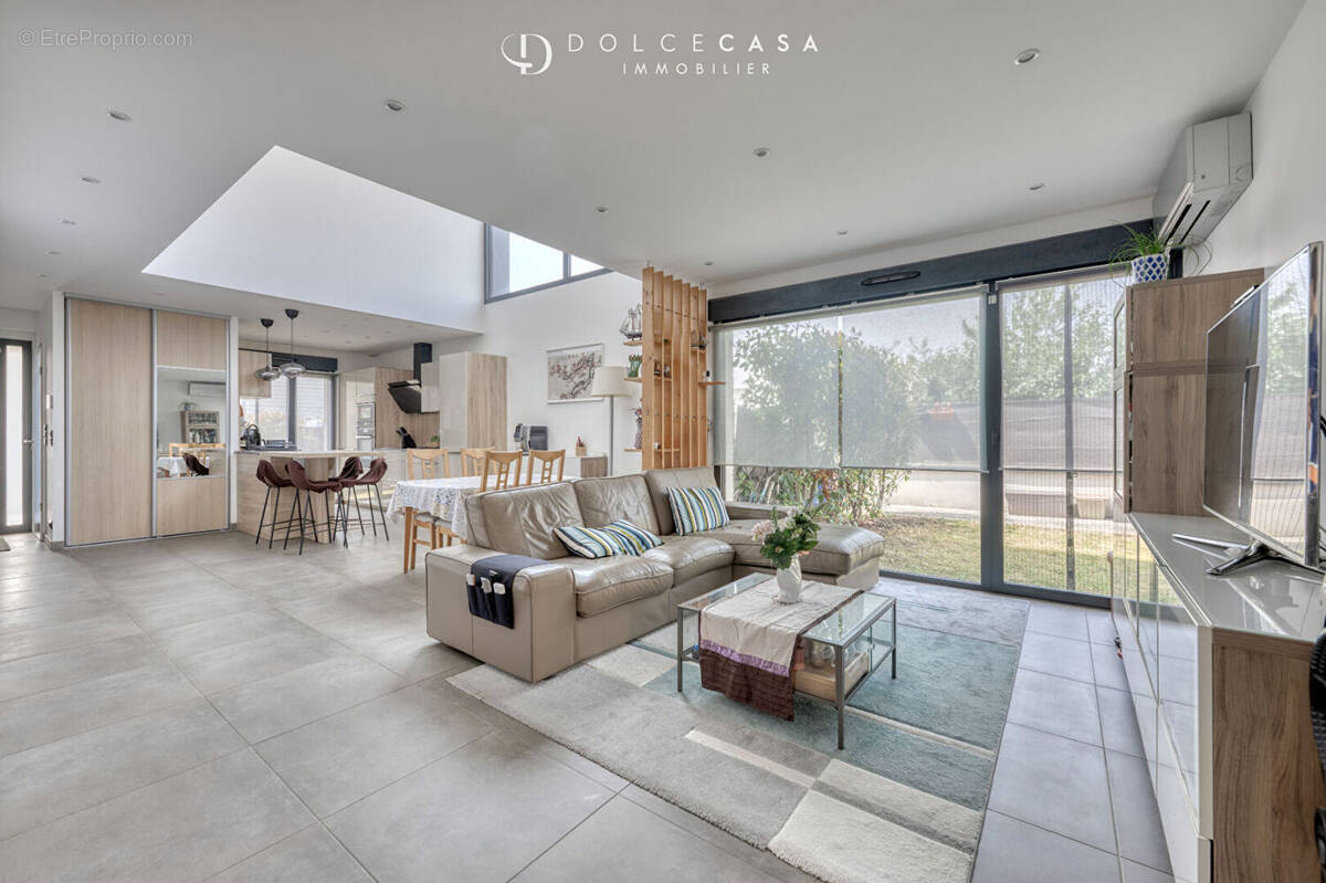 Maison à BRY-SUR-MARNE