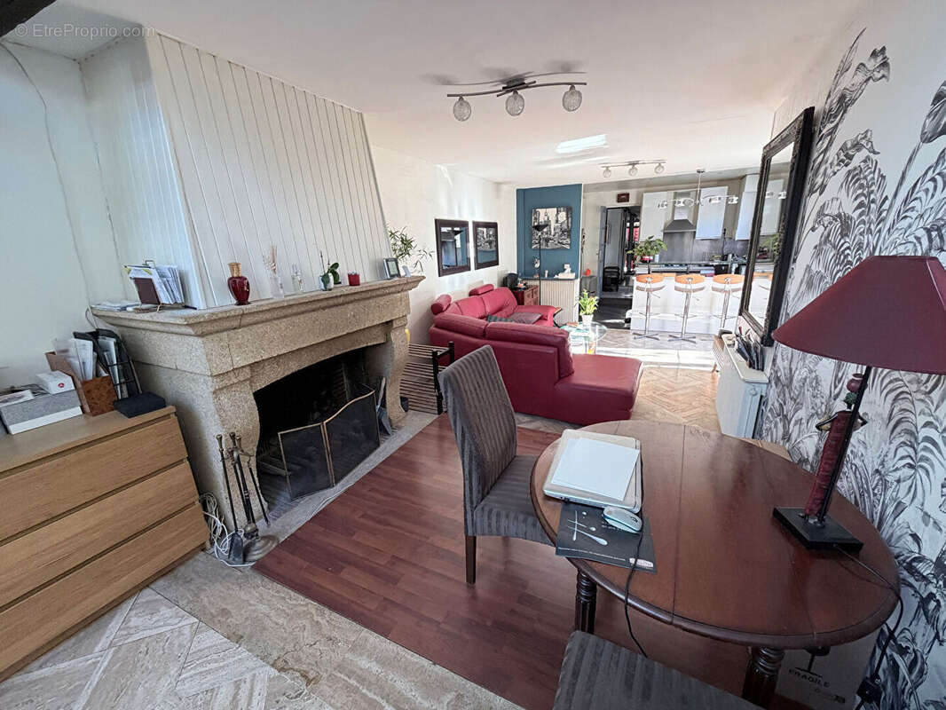 Maison à CHAMPIGNY-SUR-MARNE