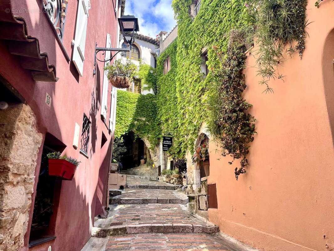 Appartement à ROQUEBRUNE-CAP-MARTIN