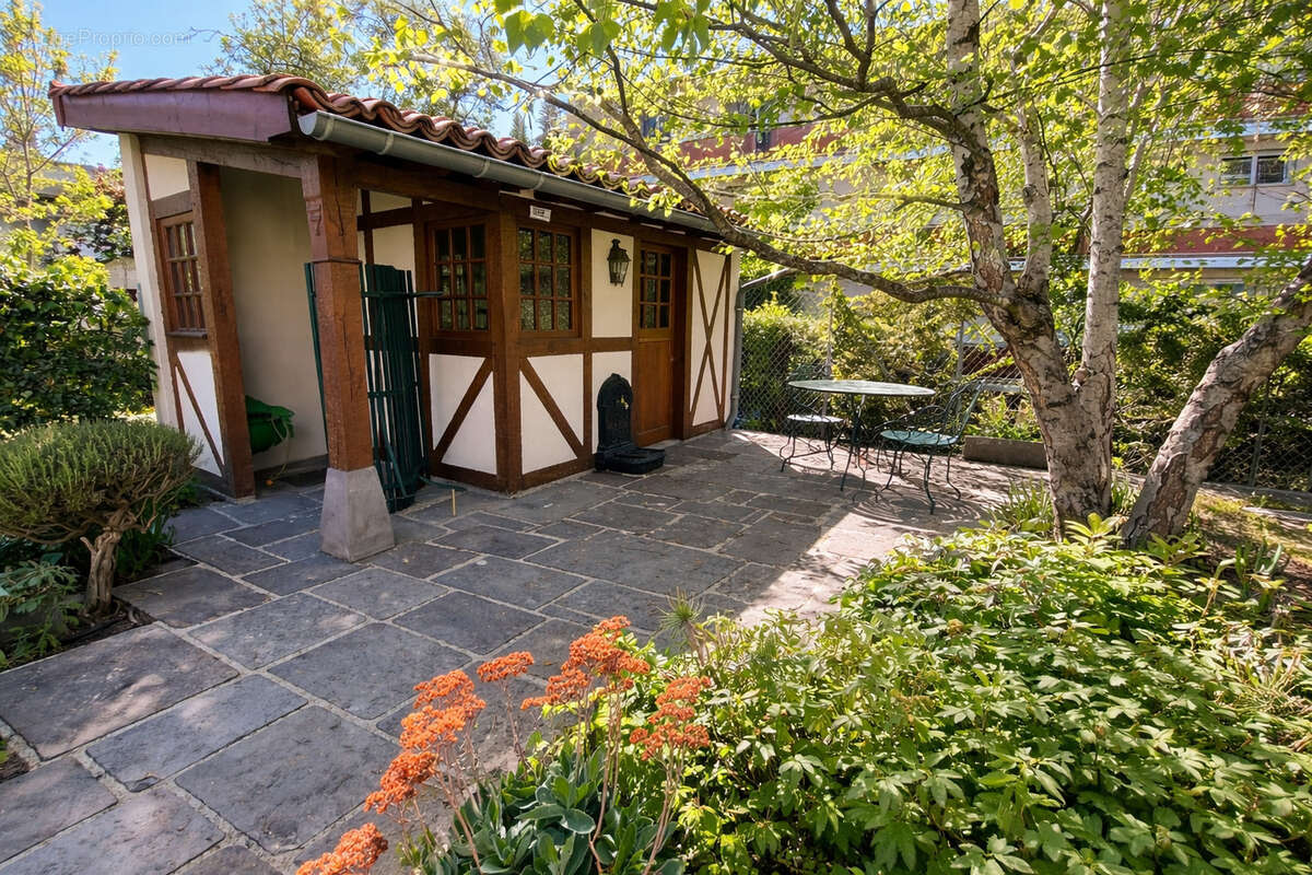 Maison à CLERMONT-FERRAND