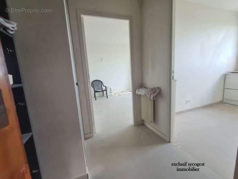 Appartement à LES PAVILLONS-SOUS-BOIS
