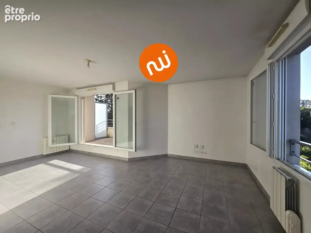 TASSIN-LE-BOURG – Appartement T3 dernier étage avec terrasse - photo 4