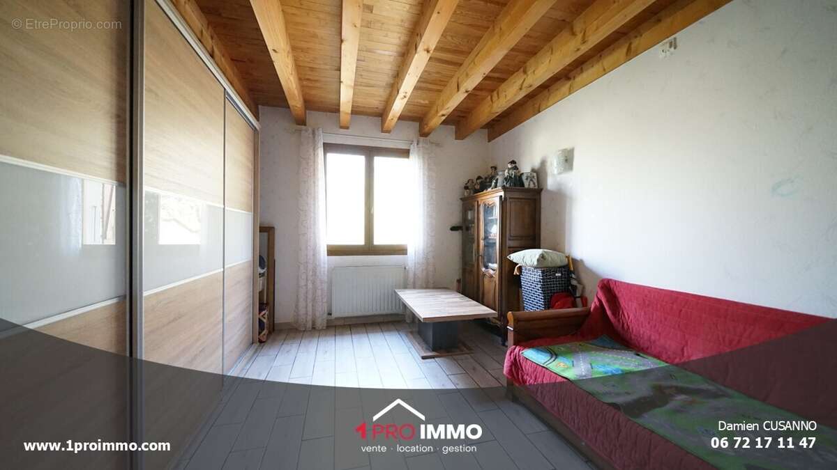 photos n°2 - Maison à SAINT-QUENTIN-SUR-ISERE